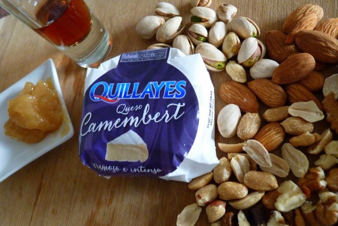 quillayes-recetas-queso-camembert-caliente-con-miel-y-frutos-secos_1
