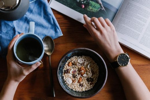 Quillayes Momentos Desayouno Muesli Leche Mañana Lectura Té