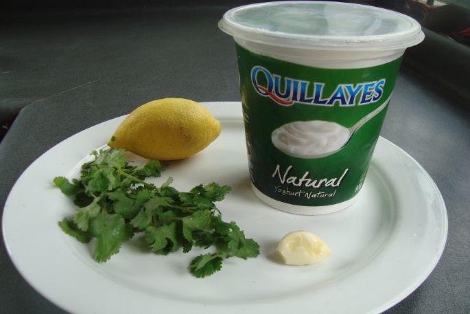 Aderezo verde de Yogurt Natural Quillayes