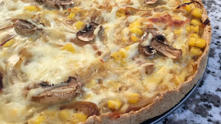 Quiche de cebolla champiñón y choclo