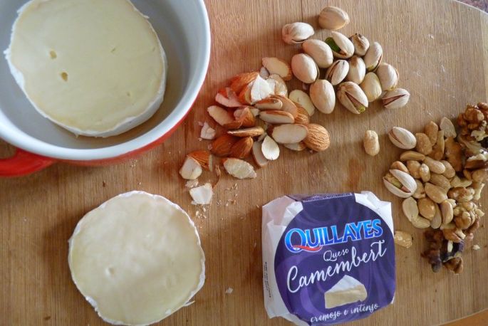 quillayes-recetas-queso-camembert-caliente-con-miel-y-frutos-secos_2