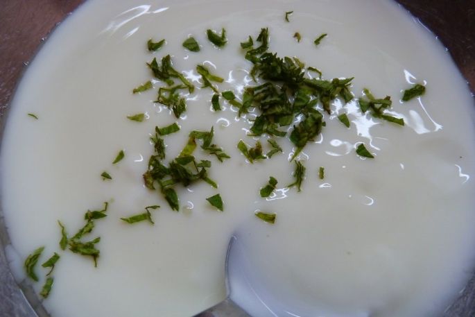  Cómo preparar el clásico Tzatziki griego con Yoghurt Natural Quillayes 