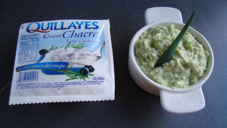 quillayes-recetas-salsa-de-queso-chacra-quillayes-y-palta