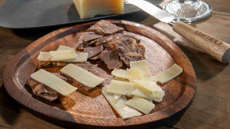 quillayes-recetas-QUESO-PARMESANO-QUILLAYES-Y-CHOCOLATE